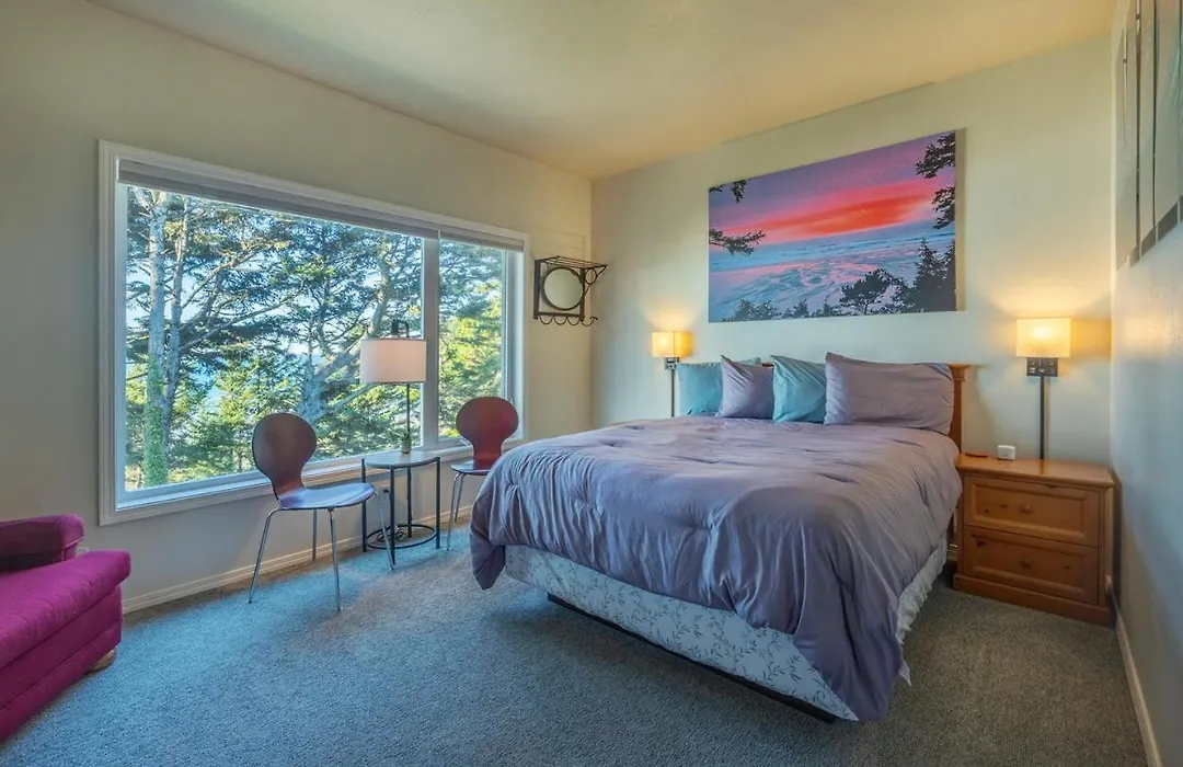 Tyee Lodge Bed And Breakfast-1